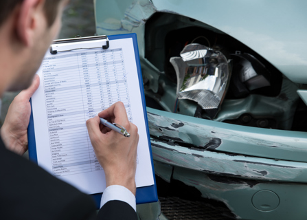 The steps and documentation required for car insurance claim settlement for Gargash insurance for GCC-spec car and Non-GCC spec car 