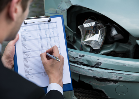 The steps and documentation required for car insurance claim settlement for Gargash insurance for GCC-spec car and Non-GCC spec car 
